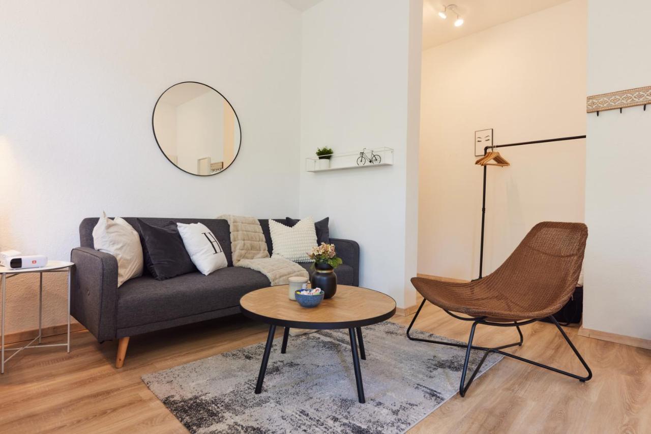 Studio3 Zentral Und Ruhig Mit Parkplatz, 5 Min Z Bali-T Und Gop, Boxspringbett Bad Oeynhausen Exterior foto